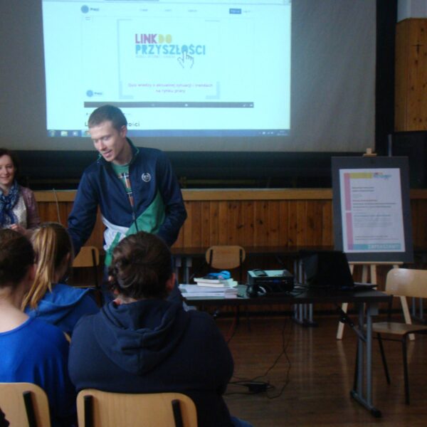 Real size przywitanie zebranych (1)