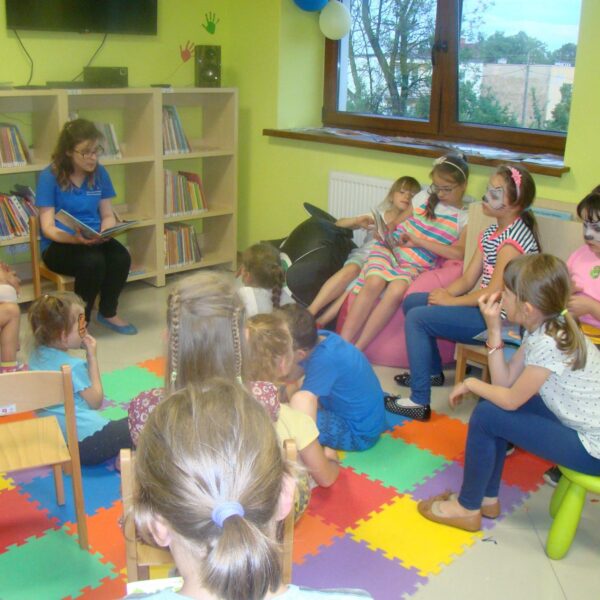 Real size Noc Bibliotek 2016 r  (24)