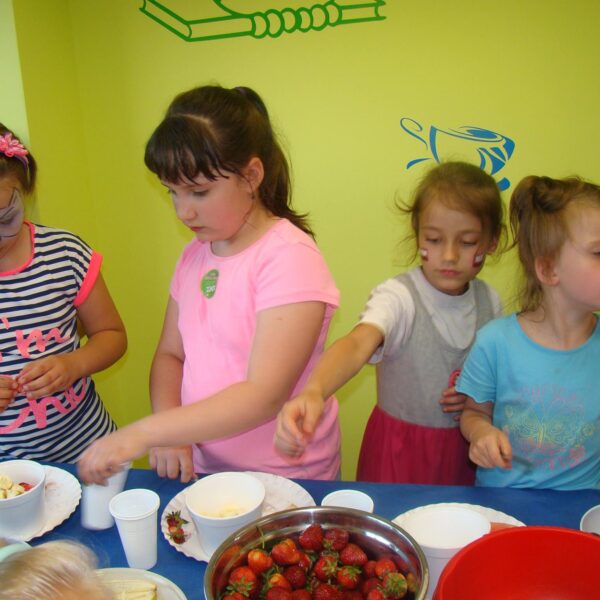 Real size Noc Bibliotek 2016 r  (27)