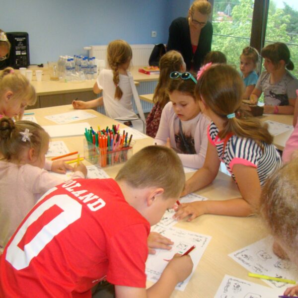 Real size Noc Bibliotek 2016 r  (3)