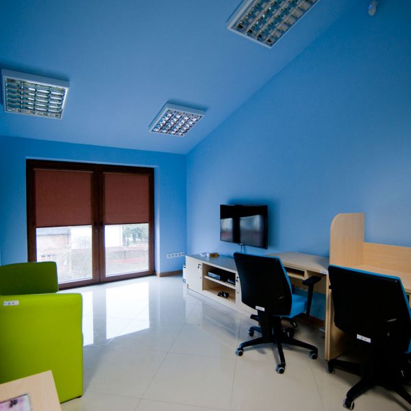 Wypożyczalnia multimedialna (4)