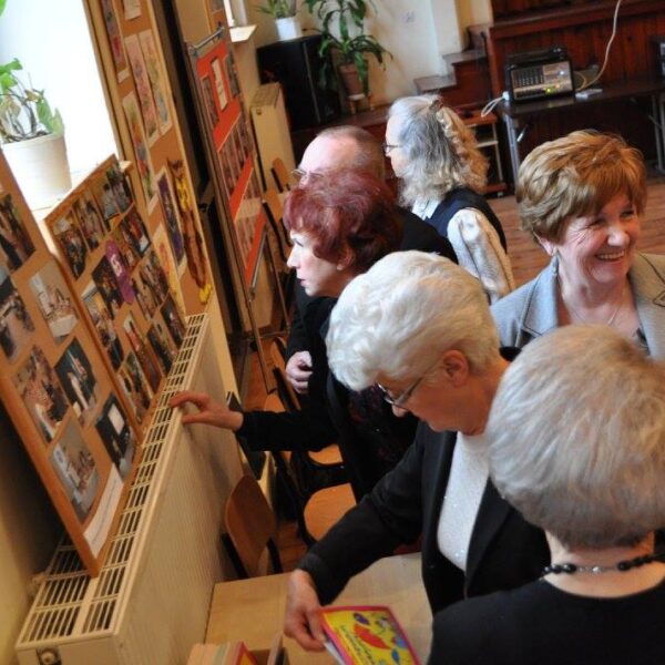 Real size 10974381 607807786016569 3706184571381051781 o