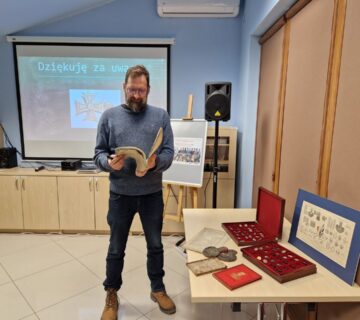 20240302 171449 360x320