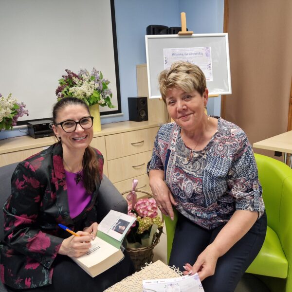 438646353 829817499173827 589311836218880084 n