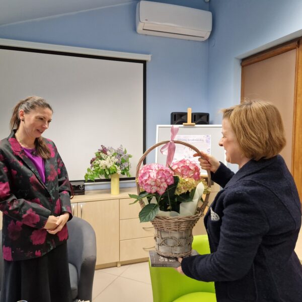 438686189 829816952507215 7292465513716526492 n