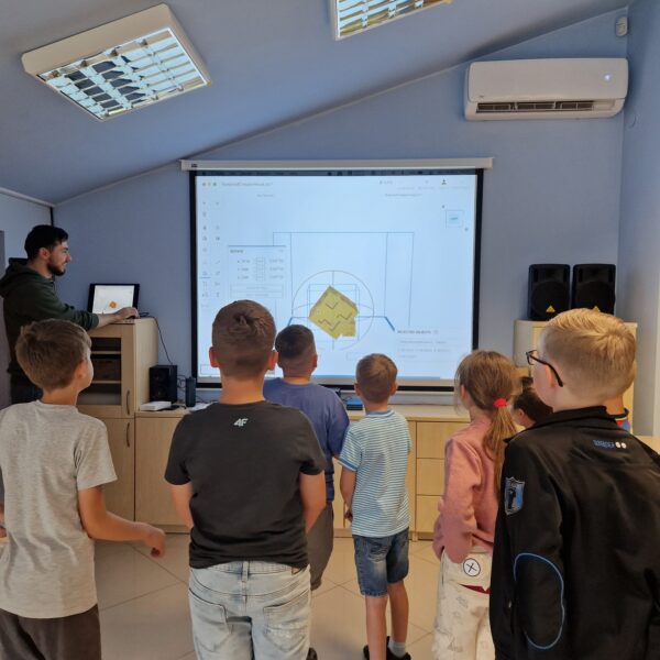 441157595 845940034228240 2160624748754093082 n