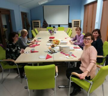 25434398 1910714025846409 1791623644 o2 360x320