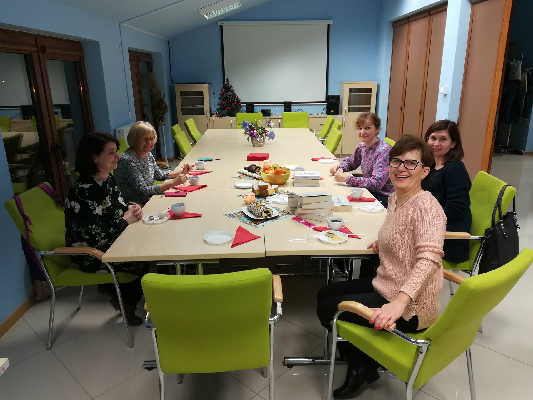 25434398 1910714025846409 1791623644 o2