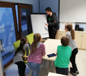 IMG 20190220 164625 360x320