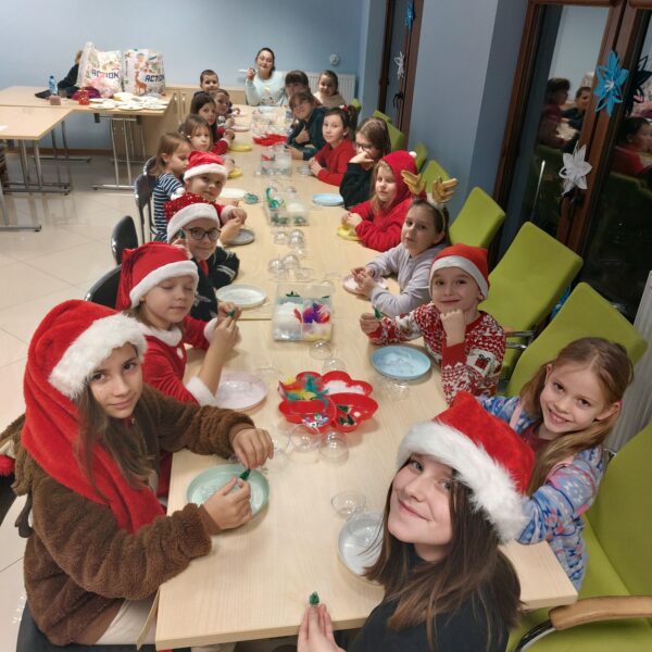 469399240 985583570263885 5351045644166022747 n