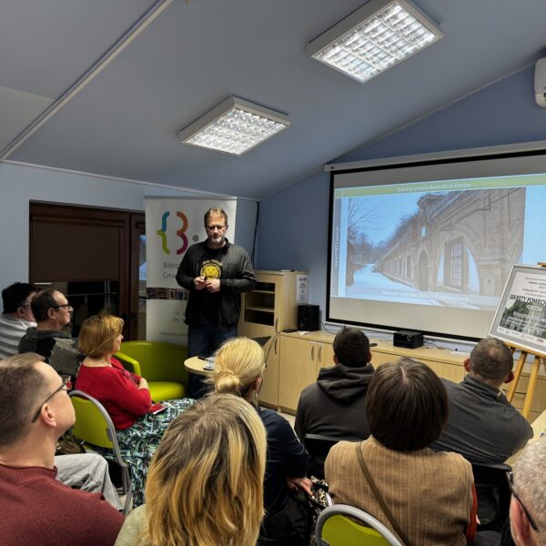 619597520 1315799920575580 8250149319181127272 n